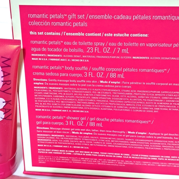 Mary Kay Romantic Petals gift set - Picture 3 of 4